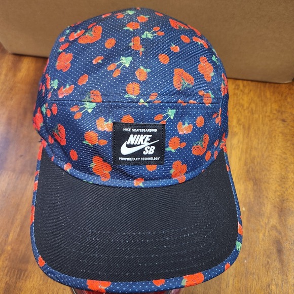 Nike SB 5 Panel Hat Men One Size Strapback Floral AOP Proprietary Skater Y2K